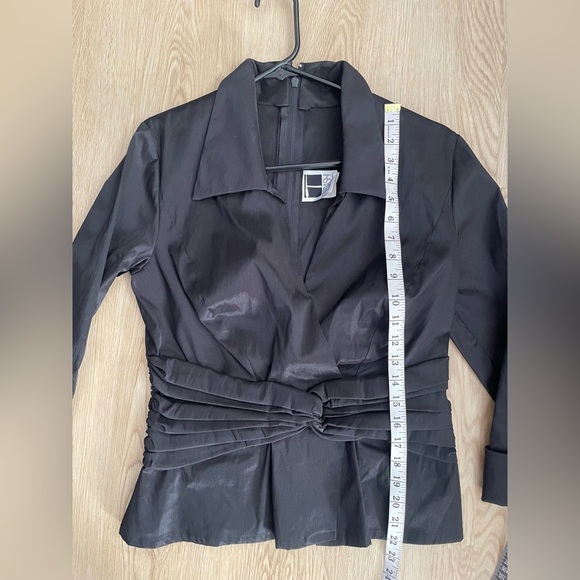 Tadashi Shoji Black Faux Wrap Blouse Corset Waist Size 12 - Picture 12 of 14